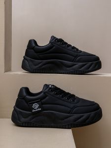 Deqi Waterproof Non-slip Kitchen Shoes for Women Casual Style Flat Heel Work Board Shoes with Soft Sole in Black Color