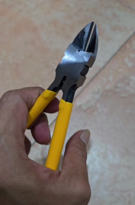 Tang Potong Kawat Bonsai Khusus Kawat Alumunium dan Kuningan Kode CRV 6 inch
