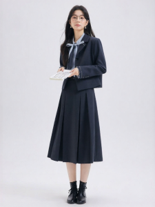 Design Sensitivity Slim Fit Womens Short Suit Jacket