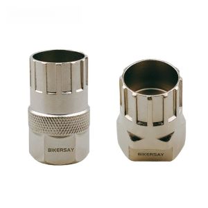 Bicycle freewheel disassembly and installation tool cassette and screw-on freewheel socket