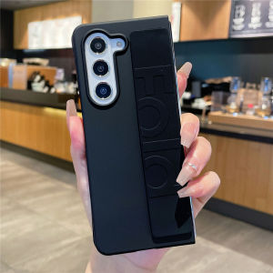 Luxury Soft Silicone Wrist Strap Bracket Phone Case for Samsung Galaxy Z Fold 8 Ultra 7 6 5 4 Fold8 Matte Protection Hard Cover