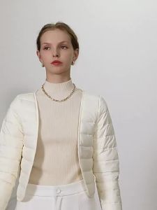 Đồ Lót Ôm Sát Nhẹ Nhàng Cổ V Quilted