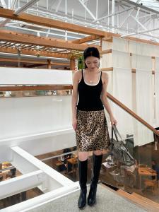 Silk Half Skirt Leopard Print A-Line Summer New Style Womens High Waist Short Vintage Fashion Gold Embossed Anti-Wrinkle Skirt