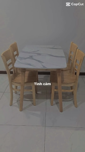 BỘ BÀN ĂN 4 GHẾ GỔ CAO SU HOÀN TOÀN.