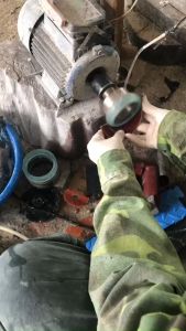 [HCM]Vòng tay vuông bản to 3 cm cho nam đá tự nhiên màu xanh cẩm thạch của Việt Nam nhiều size ( 6.1-7.1cm)