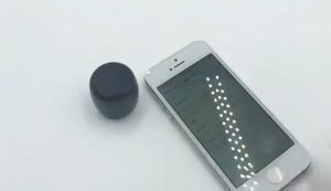 Speaker Mini Bluetooth Portabel Suara Sekitar Nirkabel Mini Soundbar Bass Kaya Stereo 5.0 Subwoofer untuk Perjalanan Luar Ruangan Kolam Renang Pantai