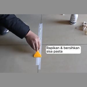 Pasta Pengisi Celah Ubin Keramik 280ml Professional Sealant Grout Tile Repair