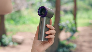 ArtLiving Portable Misting Fan-3500mAh Rechargeable Personal Mister Fan with Digital Display1-199 Speeds Adjustable