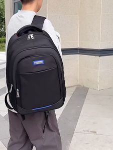 กระเป๋าเป้สะพายหลังเดินทางธุรกิจความจุขนาดใหญ่ใหม่ของผู้ชาย กระเป๋าเป้สะพายหลังคอมพิวเตอร์คุณภาพสูง