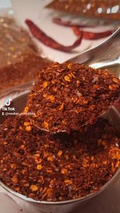 พริกป่น เด็ดก้านคั่วเตาถ่าน เผ็ดจัดจ้านถึงใจ ตราแม่กันต์ พริกป่นขี้หนูจินดาแท้100%