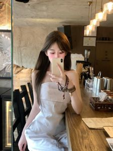 เสื้อครอปคอวีแขนกุดผ้าฝ้ายลินินสีขาว ทรงเข้ารูป ดีไซน์เก๋ไก๋ สำหรับผู้หญิง ชุดแฟชั่นฤดูร้อน ชุดทำงาน ชุดทำงาน