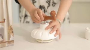 [SG SELLER] Manual Household Ice Crusher Shaving Machine Shaved Ice Dessert Making Smoothie Hand Operated