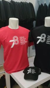 BA154 Kaos Agustusan HUT RI Kemerdekaan ke 78 Indonesia Terus Melaju Untuk Indonesia Maju Banyak bonusnya Kaos Topi dan Bahan Sablon Setrika