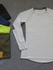 Áo Thun Thể Thao Nam Tay Dài Siêu Nhẹ Thoáng Khí Nhanh Khô Mỏng Thường Ngày Cổ Tròn Quần Áo Thể Thao Mùa Xuân Hè