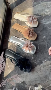 ABBUSHOES HS 136 Flat Shoes Flower Square Toe Tumit Rendah dengan Aksen Floral Ukuran 37-41