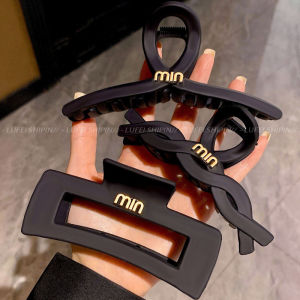 กิ๊บติดผมรูปฉลามขนาดใหญ่สไตล์ย้อนยุค กิ๊บติดผมแบบซีฟู้ดสุดเก๋สำหรับฤดูใบไม้ร่วงและฤดูหนาว วัสดุอื่นๆ สไตล์เกาหลี ราคา 10-19.99 หยวน