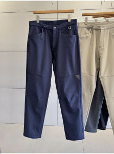 กางเกงลำลองชายผ้าขนแกะ ทรงหลวม ทรงหลวม ฤดูหนาว 2024 กางเกงกีฬาอุปกรณ์กลางแจ้งแบบยูนิเซ็กซ์ ด้านนอกเป็นผ้าขนแกะ กางเกงกีฬา