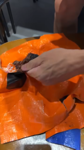 Keo dán bạt đa năng HDPE - WinTape dán được mọi chất liệu sắt thép bạt nhựa bạt xe tải...