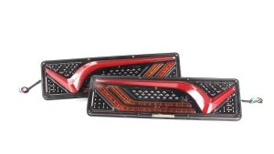 รถยนต์ LED 24V คู่ควบคุ้มรถบรรทุก 3 ประเภท คุณภาพสูง สีอัก ไฟท้ายพร้อม ไฟเลี้ยววิ่ง* กรุงเทพฯ จัดส่งฟรี