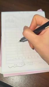 Bút Gel Kim Loại Chất Lượng Cao Mực Lỏng Dùng Cho Trường Học & Văn Phòng Phẩm Viết Êm.