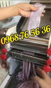 Máy cán bột Máy cán mì cắt mì tươi mì quảng bánh canh Fkm240 (Trục cán 24cm) - Công suất 750w chạy điện gia đình
