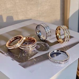 BESFOME Gypsophila Zircon Couple Ring For Women Light Luxury Exquisite Round Full Diamond Titanium Steel Ring