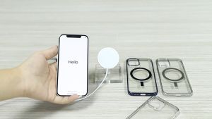 Ốp lưng chống sốc viền crom cho iPhone 14 Pro / 14 Pro Max hỗ trợ sạc Magsafe hiệu DEVIA Glimmer Series (mặt lưng trong suốt gờ bảo vệ Camera) - Phân phối bởi Hotphukien