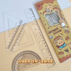 เตรียมจัดส่งชุดไม้บรรทัด ชุดเครื่องมือวัดสำหรับนักเรียน ไม้บรรทัดคณิตศาสตร์ ครึ่งวงกลม สามเหลี่ยม