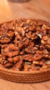 Mr.Squirrel Amber Honey Walnut Kernel Daily Nuts 100g/250g Pure Walnut Ready to eat Walnuts Kernel