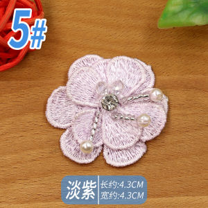 Fashionable Embroidered Flower Rhinestone Patch Clothing Repair Label DIY Sewing Accessories Fabric Sticker Clothing Decoration