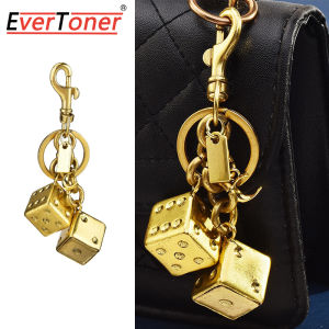 EverToner พวงกุญแจลูกเต๋านำโชคส่วนบุคคลเครื่องประดับแฟชั่นจี้รูปทรงลูกเต๋าพวงกุญแจรถกระเป๋าแบบคลาสสิก