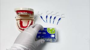 【MAX-22】2-In-1 Dental Floss Stick High Elasticity Dental Floss Comfortable Soft Silicone Interdental Brush Oral Care