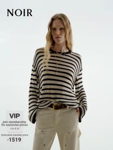 MO&Co. | Lightweight Fine Wool Ribbed Sweater