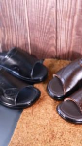 [HCM]DÉP DA BÒ NAM QUAI NGANG ĐÍNH KHUY ĐẾ BOSS 4P SẺ RÃNH BAO ĐI MƯA