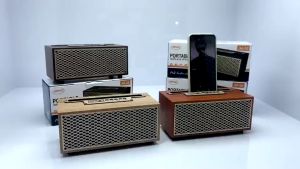 USB อินเวอร์เตอร์ 6 core ในรถยนต์หม้อ 12v - 220V รถยนต์ / รถบรรทุก ตัวแปลงไฟ ในรถให้เหมือนไฟบ้าน