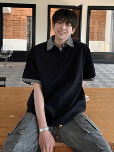 เสื้อยืดคอโปโลลายทางแขนสั้นผ้าโพลีเอสเตอร์ทรงหลวมสำหรับผู้ชาย ฤดูร้อน 2025 ทรงหลวม แขนสั้น เสื้อยืดคอกลม สไตล์ลำลอง