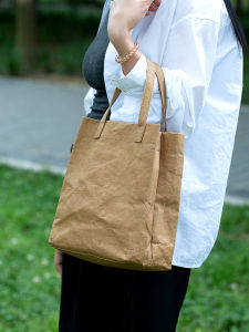 Japanese Style Waterproof Leather Paper Bag Simple Elegant Womens Art Bag Unique Hand-Held Bag Lunch Box Bag Wrist Bag