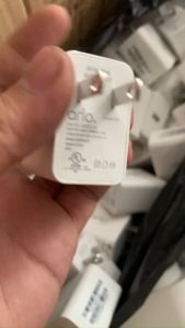 Cốc sạc arlo tự động điều chỉnh dòng phù hợp với thiết bị 5v 9v