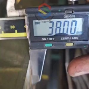 Kotak Stainless Steel 38 mm x 38 mm: Solusi Kemasan E-Commerce