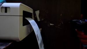 Kertas Thermal Sticker/Label A6 Roll Size 100x150mm