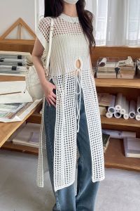 Áo Choàng Dệt Kim Caro Lưới Có Lỗ Mặc Hai Mặt Cảm Giác Thiết Kế Váy Khoét Nách Xẻ Tà Mẫu Dài Vừa Rộng Rãi Phối Bên Ngoài Mùa Hè Cho Nữ