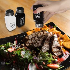 2Pcs Glass seasoning bottle Salt and pepper storage Barbecue seasoning jar Kitchen gadgets
