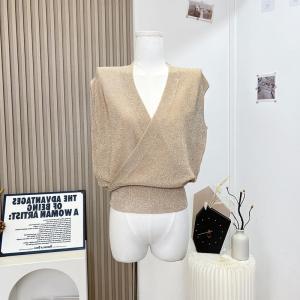 เสื้อกั๊กถักคอวีแขนกุดสำหรับผู้หญิงในช่วงฤดูร้อนปี 2024 เสื้อคลุมกันหนาวแบบเข้ารูปเอวสั้นเนื้อผ้านุ่มสบาย