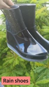 Fashionable Rain Boots for Women Mid-calf Rain Shoes Non-slip Korean Style Versatile Wear-resistant Rain Boots