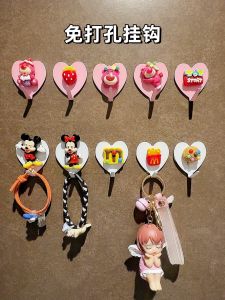 Móc Treo Đồ Dùng Mạnh Mẽ Bằng Kim Loại Không Cần Đục Lỗ Keo Dán Tường Treo Chìa Khóa Ký Túc Xá Hoạt Hình Móc Nhỏ Treo Túi