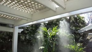 ชุดทำละอองน้ำ พ่นหมอก ช่วยปรับสภาพอากาศ รดน้ำต้นไม้ ดักจับฝุ่นpm2.5 สายยาว10เมตร 10หัวพ่น พร้อมข้อต่อครบชุด