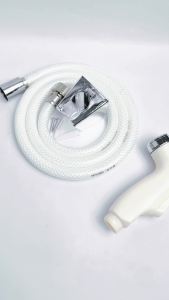 Vòi Xịt Tay Chìm Vệ Sinh Nhựa Trắng Xịt Vệ Sinh Tăng Áp Nước Nhựa Kiểu Linax VX12