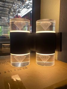 Đèn Trụ Pha Lê 2 Đầu 3 Chế Độ Thiết Kế Sang Trọng Sử Dụng Được Trong Nhà Lẫn Ngoài Trời Độ Bền Cao