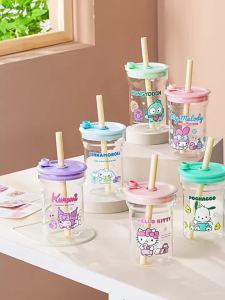For Sanrio Straw Glass Cups Kawaii for Hello Kitty Printing Clear Water Cup with Lid Home Office Chilled Juice Soda Mug for Girl