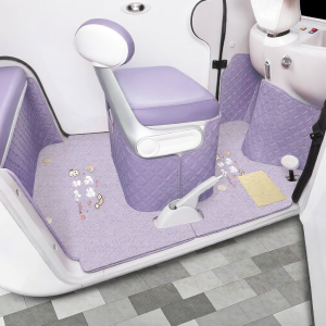 Full Enclosure Protective And Decorative Footpad For Tricycle